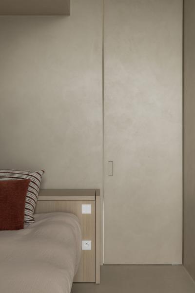 pivoterende deur I schilderstechniek I slaapkamer I bedhoofd